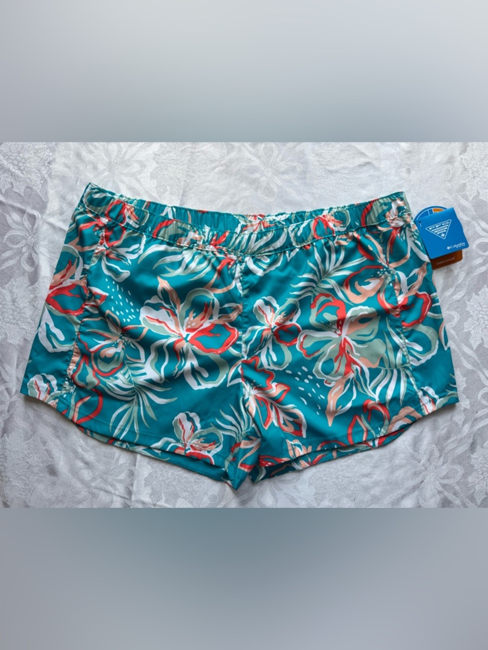 NWT Columbia Women's PFG Tamiami Pull-On Shorts, UPF 50 sun protection. Sz XXL